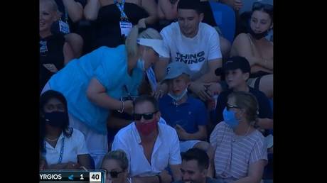One young fan was hit with a ball in Melbourne. © Twitter @Australian Open