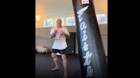 Joe Rogan hammers heavy bag with impressive power (VIDEO)