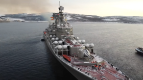 تماشا کنید نیروی دریایی روسیه بازی های جنگی را در قطب شمال آغاز می کند