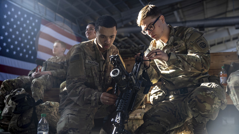 Biden orders 7,000 US troops to Germany amid Ukraine crisis