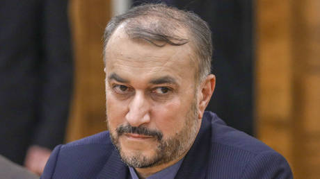 Iran responds to US sanctions relief