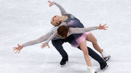 ‘Beautiful’ Russian pairs figure skaters strike silver at Olympics