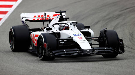 Haas tested in a plain white livery © Dan Istitene / Formula 1 via Getty Images