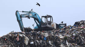 Незаконно сброшенные отходы возвращены в Великобританию