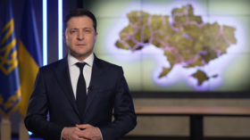 Zelensky spreekt natie toe na Russische Donbass-beweging