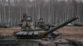 Российский парламент предоставил Путину право размещать войска за границей