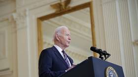 Biden announces ‘first tranche’ of new Russia sanctions