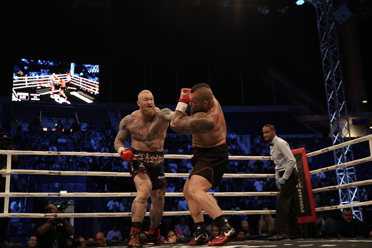 Game of Thrones giant Thor beats bitter rival in boxing’s heaviest fight (VIDEO) 

