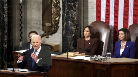 President Joe Biden delivers his first State of the Union address to a joint session of Congress at the Capitol, Tuesday, March 1, 2022. © Julia Nikhinson/Pool via AP