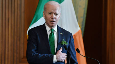 US President Joe Biden speaks during the annual St. Patrick's Day luncheon on Capitol Hill March 17, 2022 in Washington, DC. © AFP / Nicholas Kamm