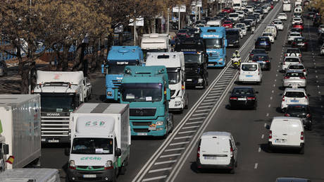 Striking truckers reject Spain’s offer of half-billion euros