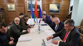 Russia and Ukraine agree on civilian humanitarian corridors