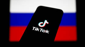 TikTok блокирует контент из России