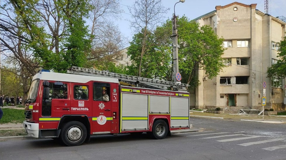 Explosions rock building in breakaway republic near Ukraine