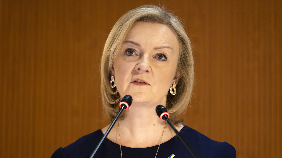 Liz Truss's militant rhetoric is another sign that post-Brexit Britain is dangerously delusional
