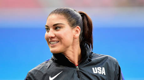 Hope Solo arrested on child abuse and DWI charges