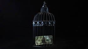 Washington nudges Moscow toward default