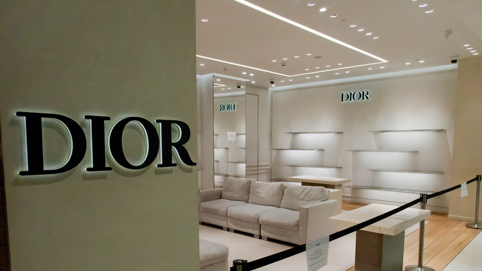Moscow allows foreign goods under trade embargo