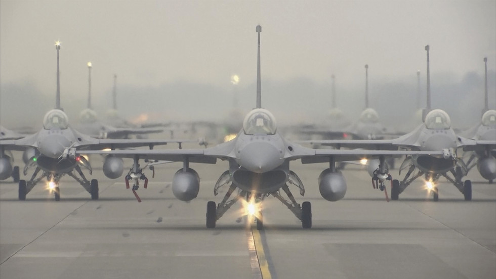 Taiwan makes claims about Chinese military jets