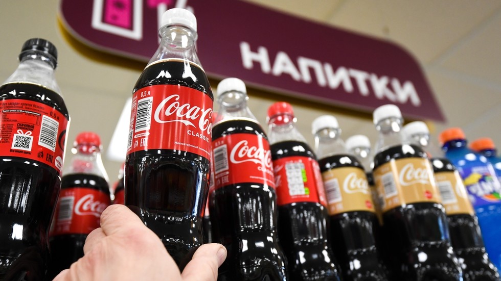 Coca-Cola reluctant to leave Russia
