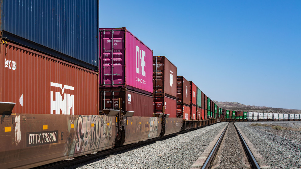 US rail strike plans threaten further business disruptions