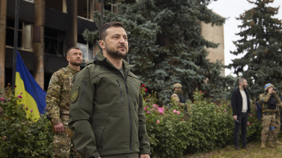 Ukraine president involved in Kiev car crash