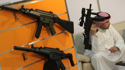 Teargas used to subdue schoolboys protesting Bahraini arrest