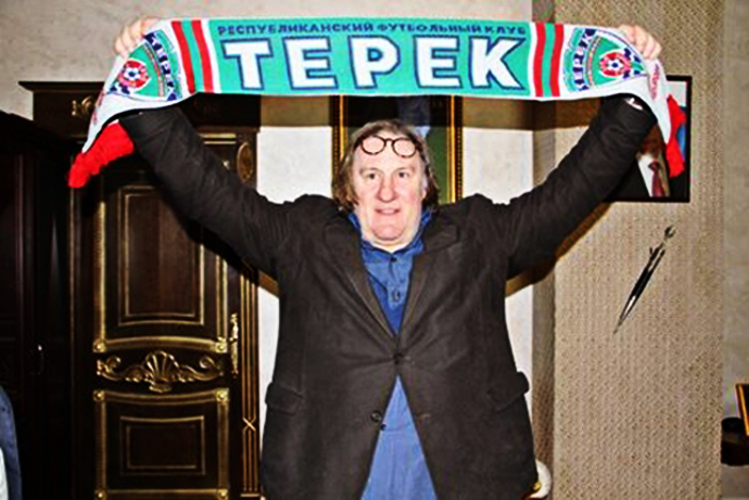 Depardieu said heâs a Paris Saint-Germain fan, but will back FC Terek Grozny (Image from official FC Terek's twitter page @fcterek)