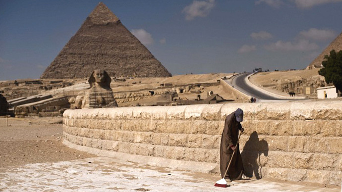 ‘Cry dear Sphinx’: Egypt’s finance ministry proposes renting out pyramids