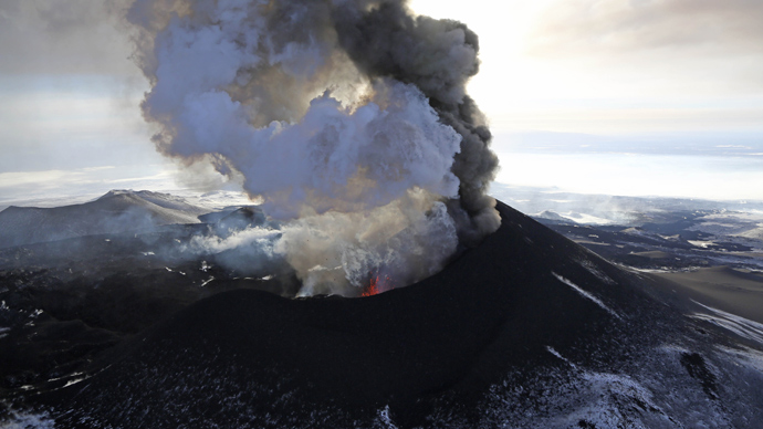Eruption of Volcano Plosky Tolbachik in Kamchatka (RIA Novosti / Yuri Deyanchuk)