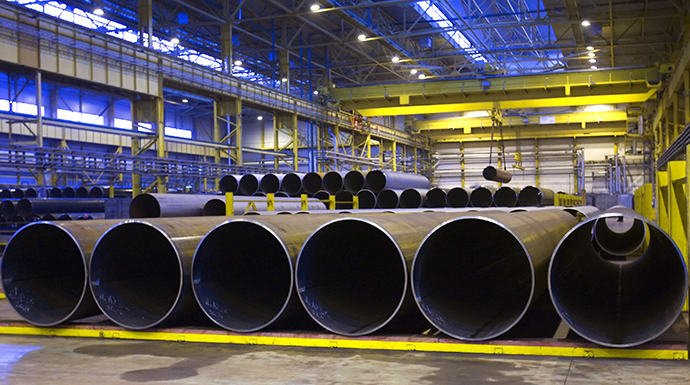 Ready produce in the pipe-producing shop of Severstal Group's Izhora Pipe Plant (ITZ). (RIA Novosti / Alexey Danichev)