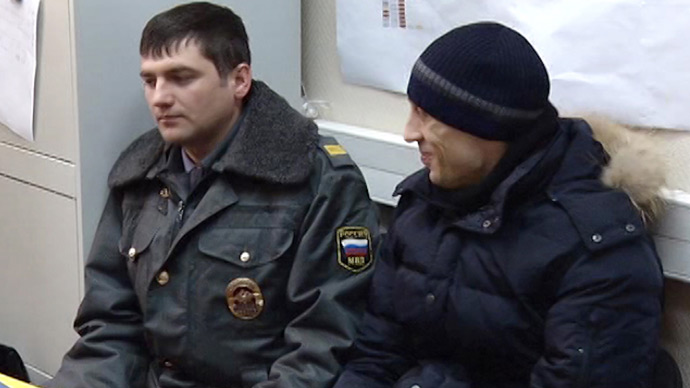 Bolshoi Theater's principal dancer Pavel Dmitrichenko (R) (RIA Novosti)