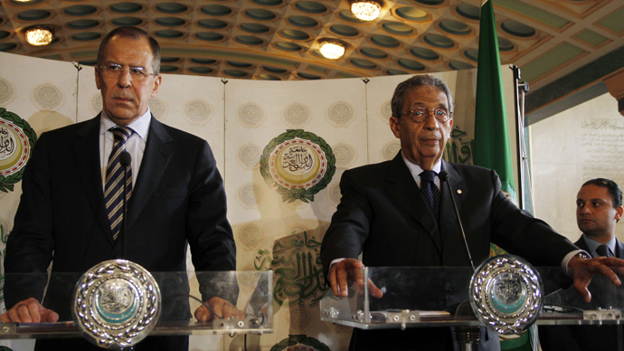 Arab League Secretary General Amr Moussa (R) and Russian Foreign Minister Sergei Lavrov (AFP Photo / STR)