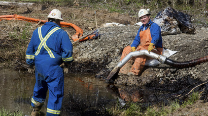 Exxon playing ‘divide and conquer’ in ‘Walking Dead’-like oil spill town