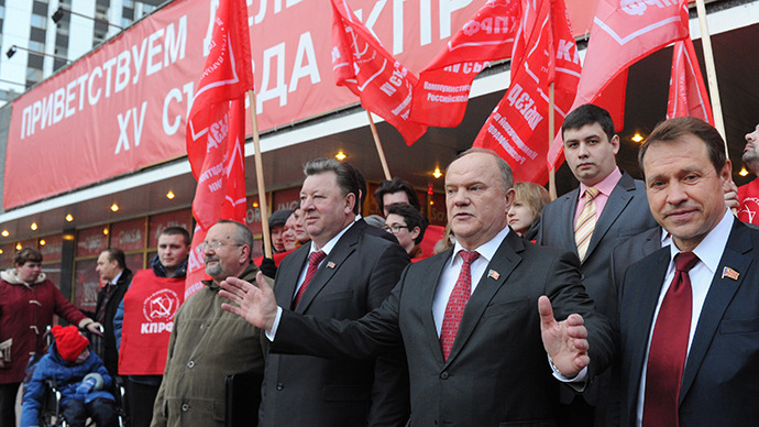 Russian Communist Party threatens Medvedev with govt dissolution