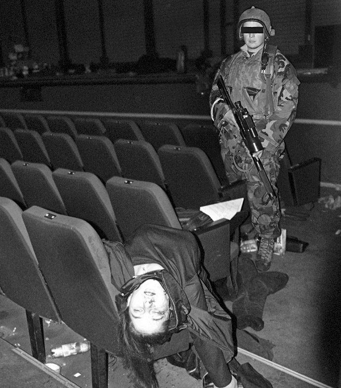 A terrorist killed during the hostage release operation at the Dubrovka Theater. (RIA Novosti)