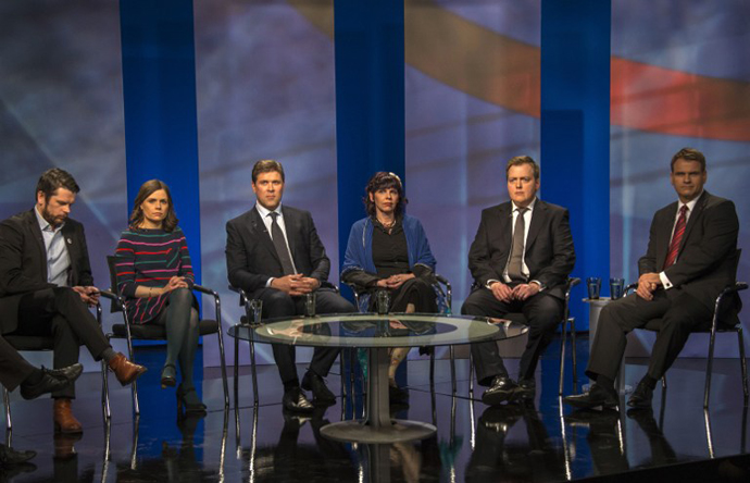 (L-R)Gudmundur Steingrims, leader of the Bright Future, Katrin Juliusdottir, leader of the Left Green Movement, the Independence Party's Bjarni Benediktsson, Pirate Party's Birgita Jonsdottir, the Progressive Party's Sigmundur Gunnlaugsson and Arni Pall Arnason, leader of the Social Democratic Alliance attend a TV debate on election night in ReykjavÃk, Iceland on April 28, 2013. (AFP Photo / Halldor Kolbeins)