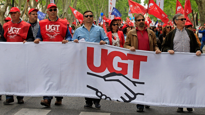 Portugal to lift retirement age, working hours in austerity drive