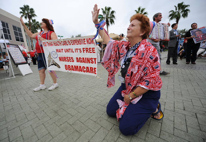 Tea Party supporters (AFP Photo / Robyn Beck)