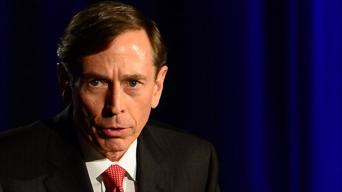 Socialite entwined in Petraeus scandal sues Pentagon