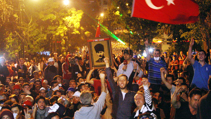 Protesters who return to Taksim are terrorist supporters – Turkish minister