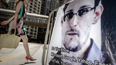 NSA leaker Snowden may leave Hong Kong for Iceland on private jet