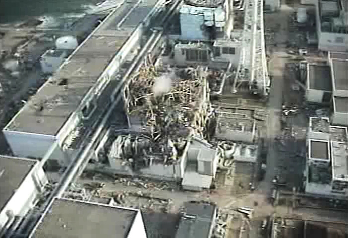An aerial view of the third reactor building of TEPCO's No.1 Fukushima nuclear power plant at Okuma, in Fukushima prefecture on April 10, 2011 (AFP Photo / HO / TEPCO)