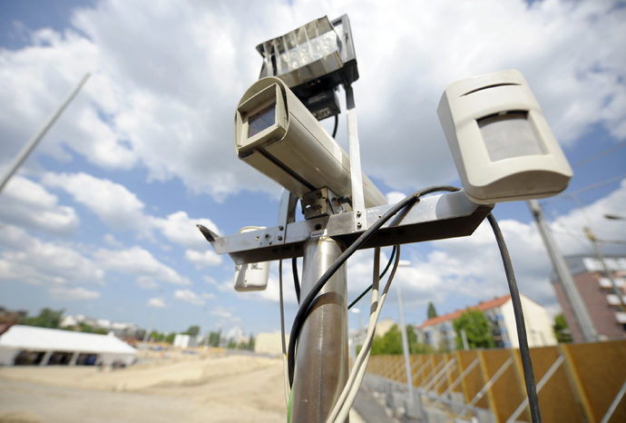 A security camera is seen in front the ten-hectare area where the new national headquarters of the Bundesnachrichtendienst (BND - Federal Intelligence Service) will be built during a ground breaking ceremony in Berlin's Mitte district (AFP Photo)