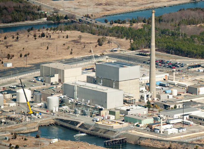 An aerial view of the Oyster Creek Generating Station, a nuclear power plant in Forked River, New Jersey.(AFP Photo / Stan Honda)