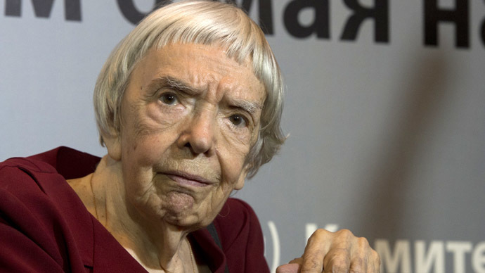 Leading Russian rights activists stand Obama up