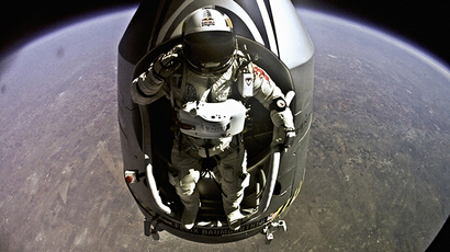 First person plunge: Baumgartner's exhilarating space leap (VIDEO)