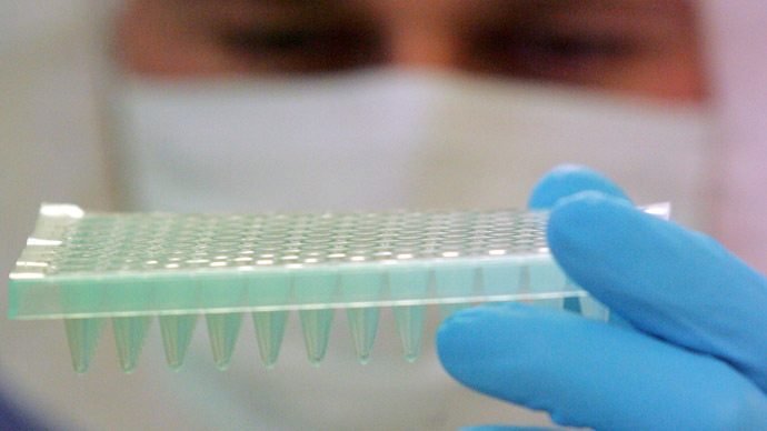 100,000 British invited to post their genomes online – in the name of science