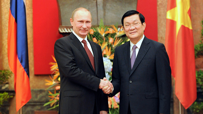 'Special Comrades' Russia and Vietnam to double trade by 2015