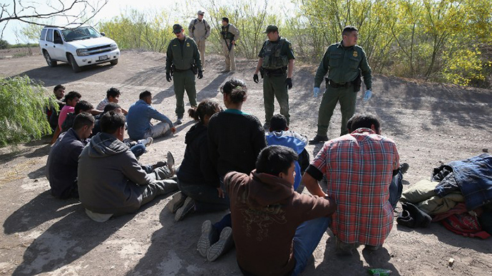 Number of Mexicans crossing US border lowest in decades